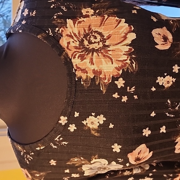 Status by chenault women's small long sleeve tunic with Beautiful color - Picture 2 of 9